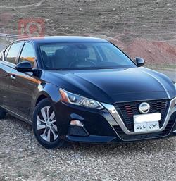 نيسان ألتيما